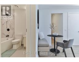 2305 - 10 Graphophone Grove, Toronto, ON M6H0E5 Photo 24