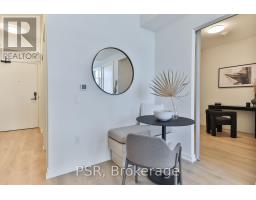 2305 - 10 Graphophone Grove, Toronto, ON M6H0E5 Photo 7