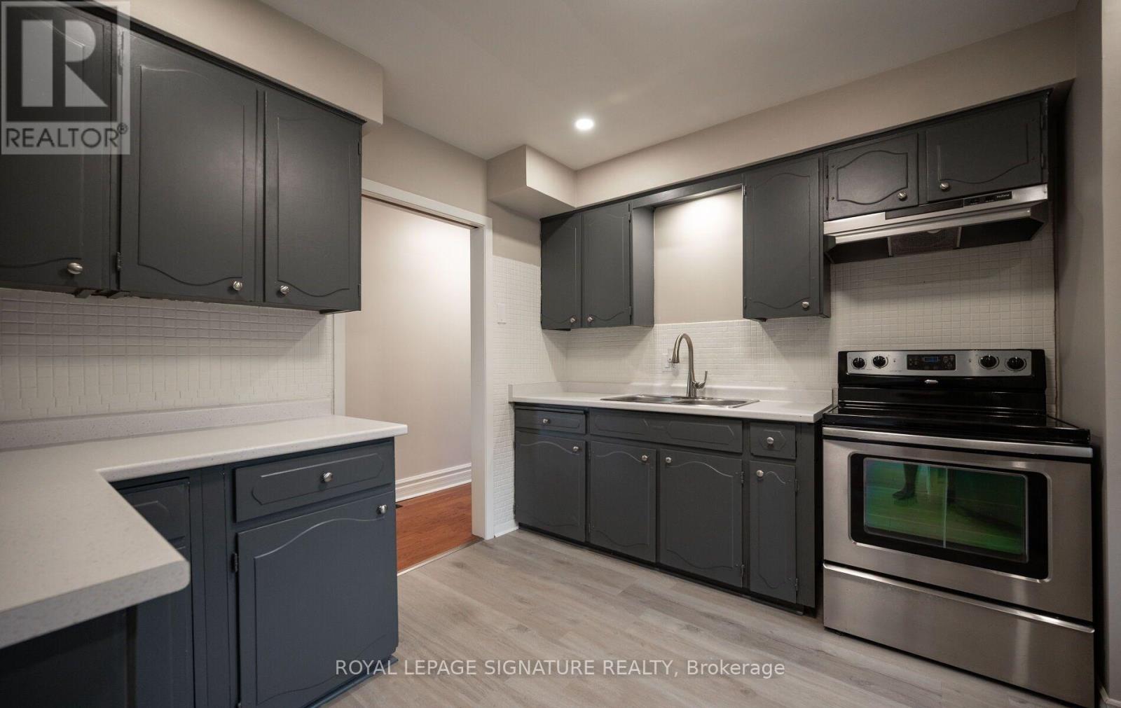 16 Eleanor Court — photo 20