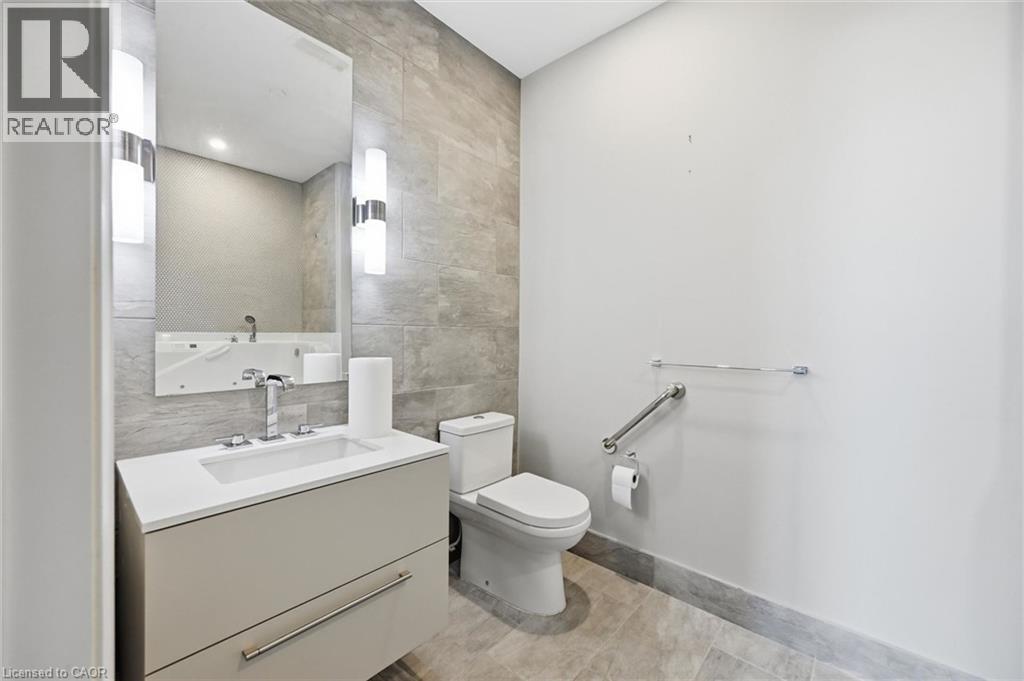 1441 Elgin Street — photo 33