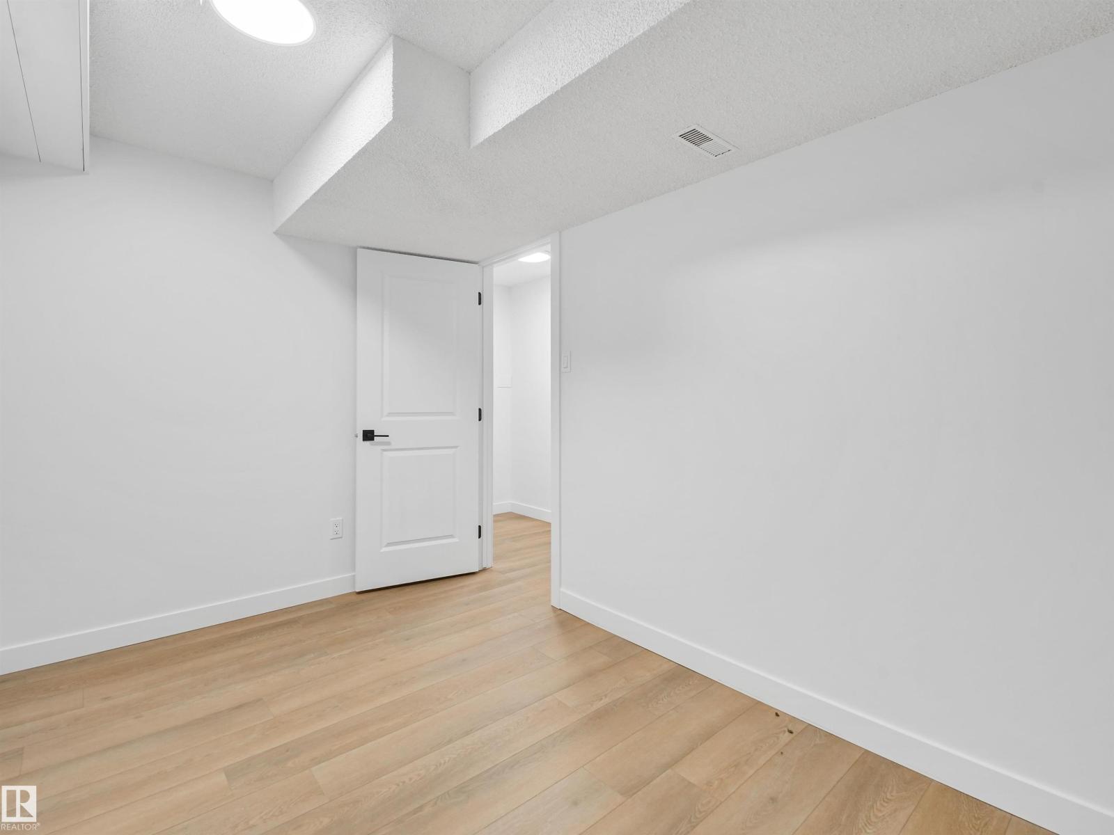 2345 139 Avenue NW, photo 26