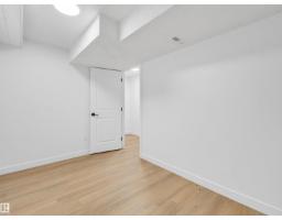 2345 139 Av Nw, Edmonton, AB T5Y1S1 Photo 26