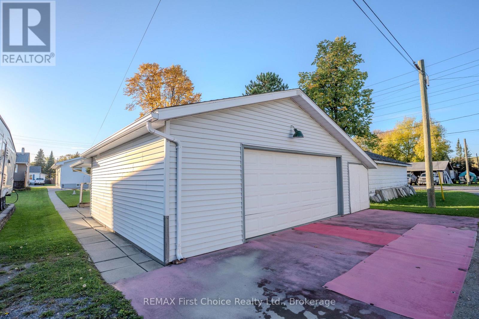 942 Crowe Avenue — photo 30