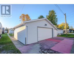 942 Crowe Avenue, Fort Frances, ON P9A2L9 Photo 30