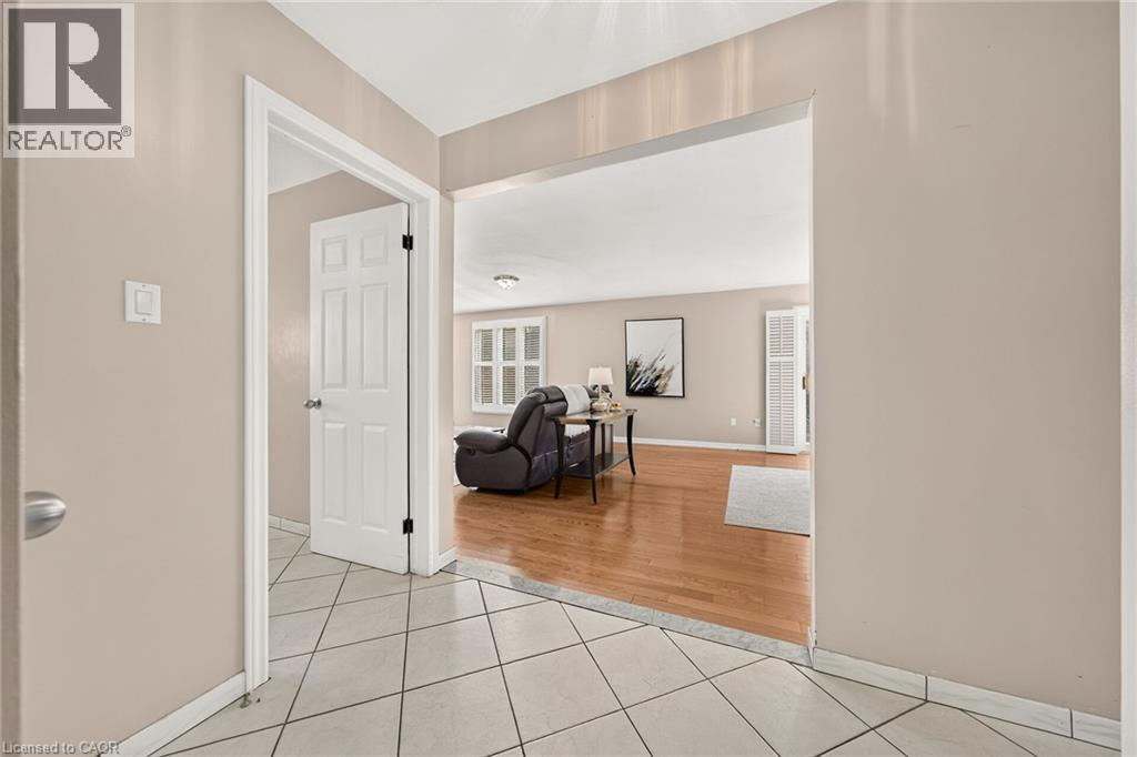 3 Harvard Place — photo 33