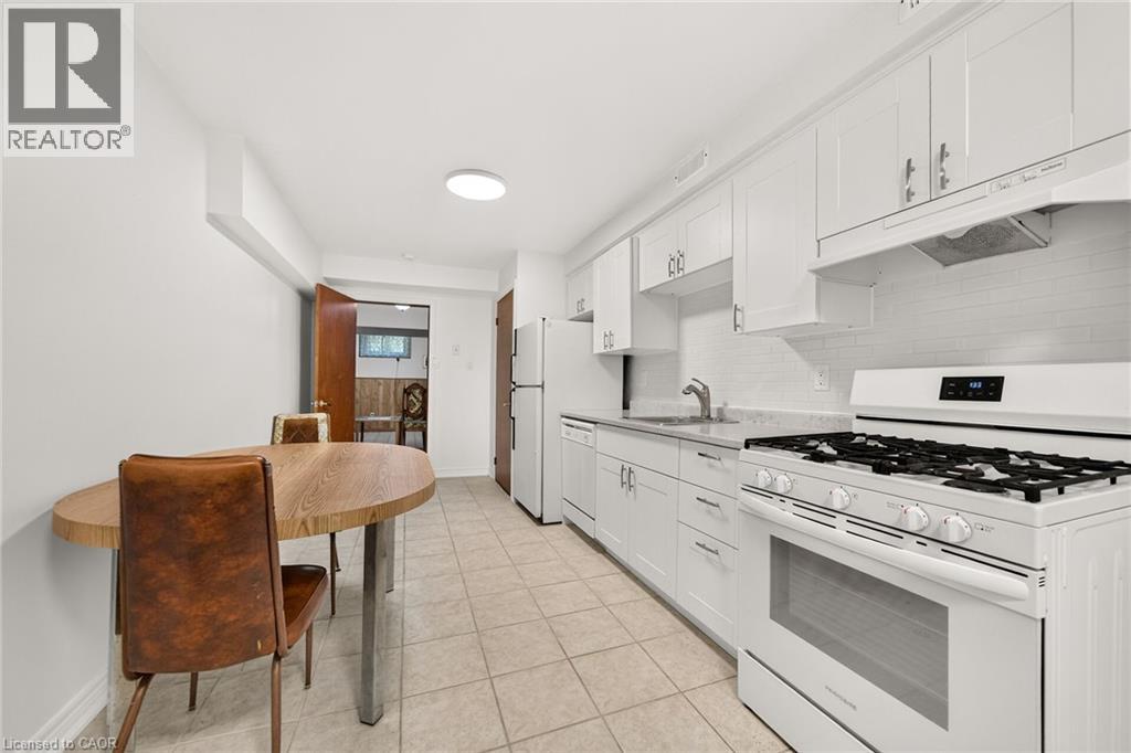 3 Harvard Place — photo 44