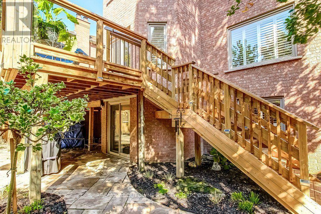 2080 Mckerlie Crescent — photo 47