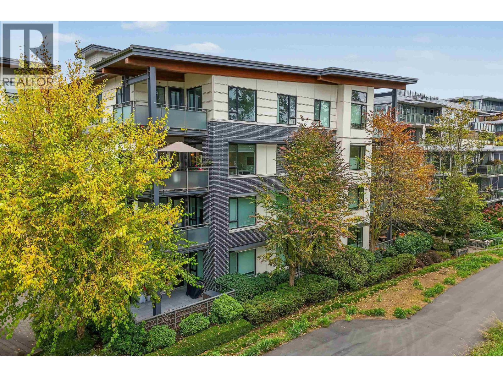 Photo of 327 3138 RIVERWALK AVENUE 25