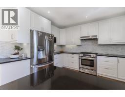 1075 Adderley Street, North Vancouver, BC V7L1T4 Photo 12