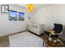 1075 Adderley Street, North Vancouver, BC V7L1T4 Photo 17