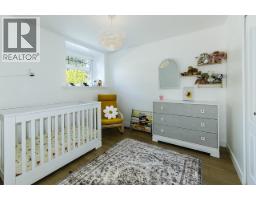 1075 Adderley Street, North Vancouver, BC V7L1T4 Photo 18