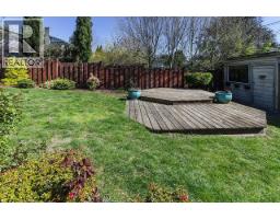 1075 Adderley Street, North Vancouver, BC V7L1T4 Photo 33