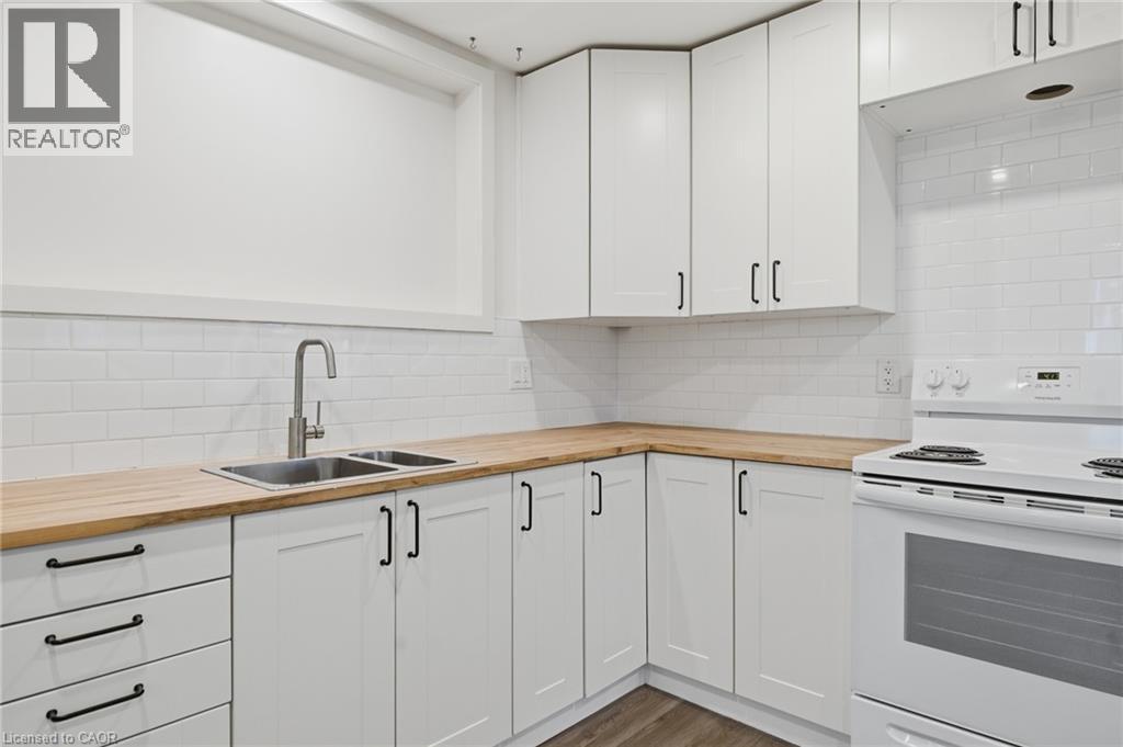 24 BRIARWOOD Crescent Unit# 2, Hamilton — photo 10