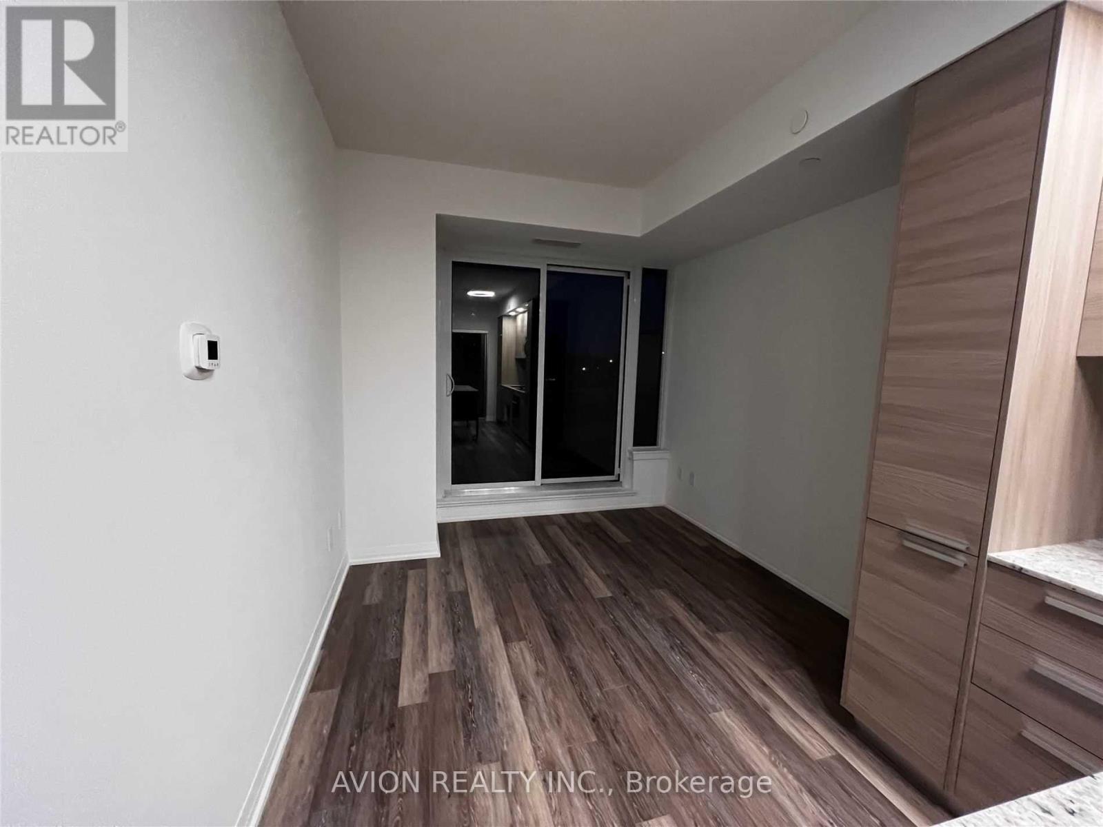 517 - 75 CANTERBURY PLACE, Toronto (Willowdale West) — photo 4