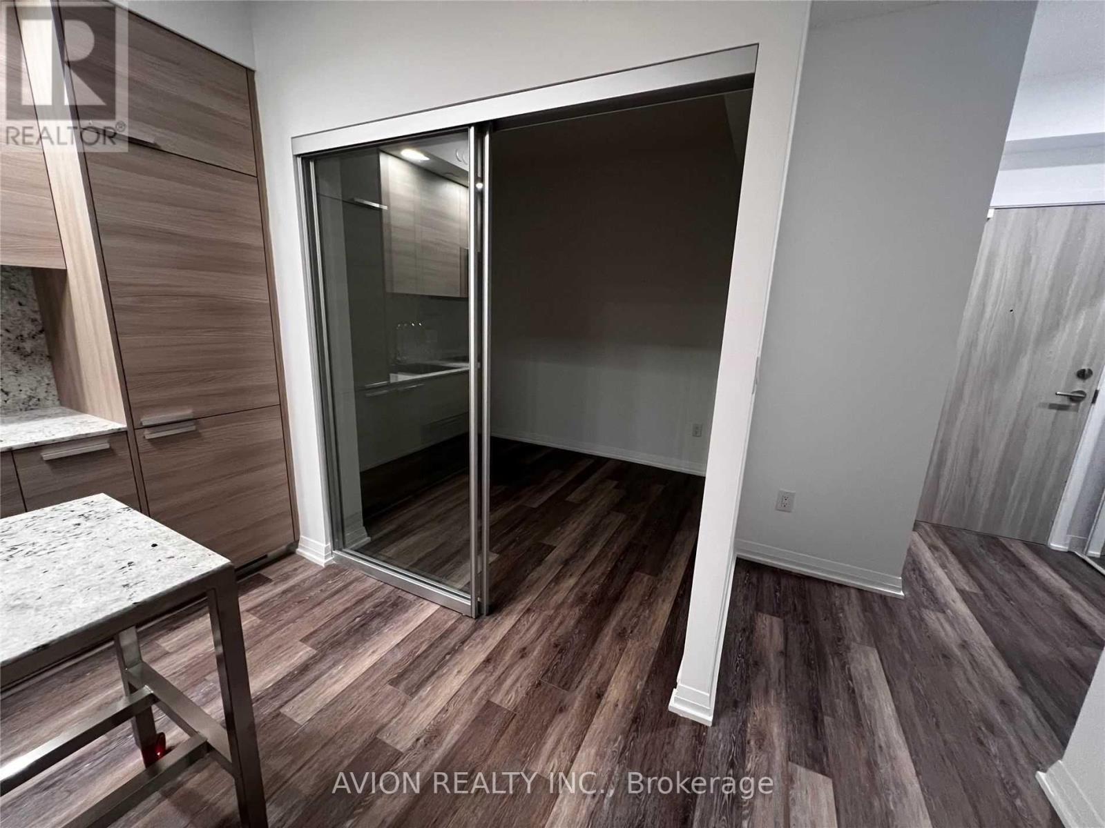 517 - 75 CANTERBURY PLACE, Toronto (Willowdale West) — photo 9