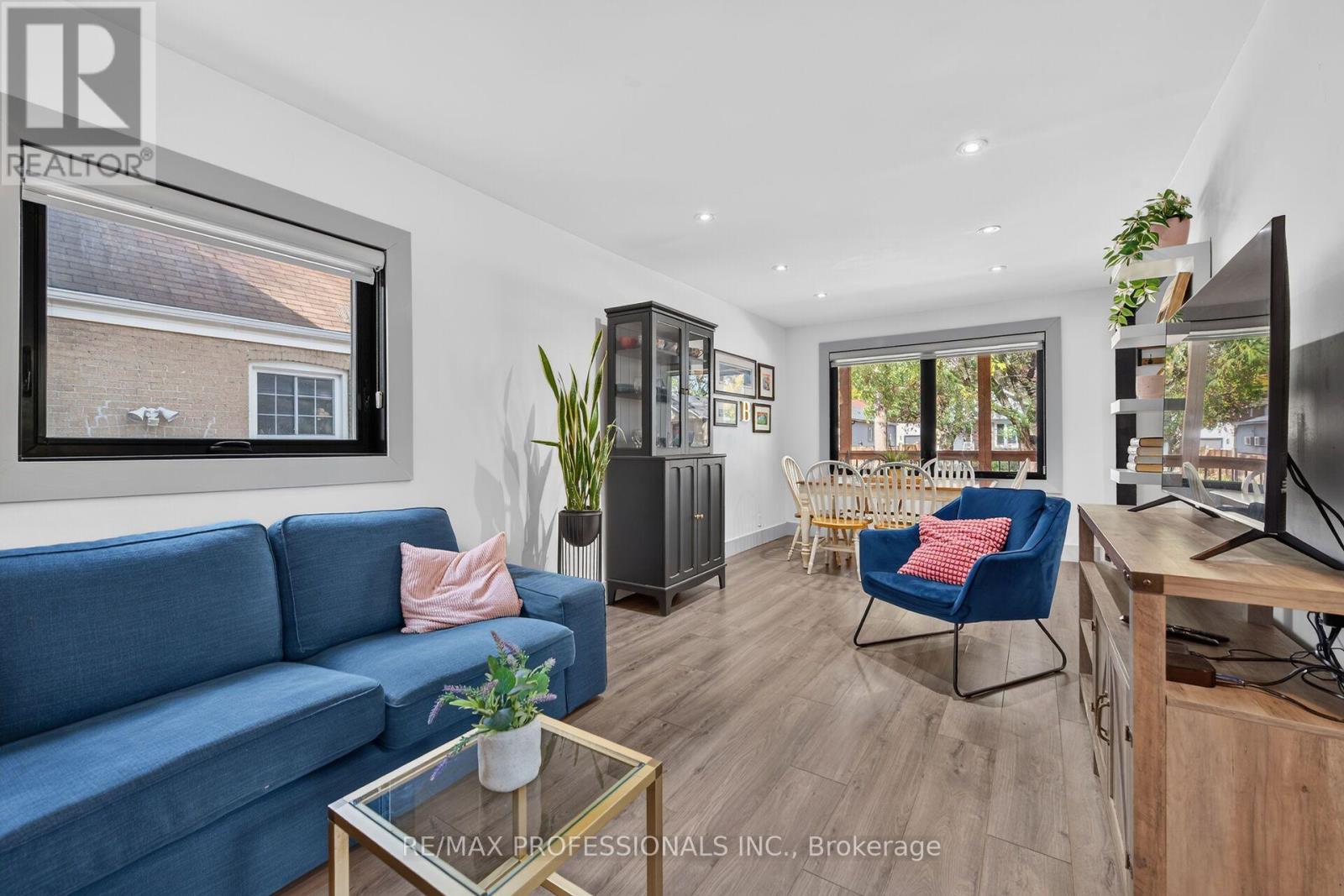 17 HOLLYDENE ROAD - 14