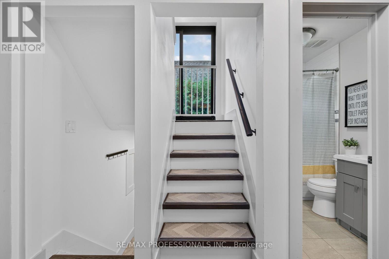 17 HOLLYDENE ROAD - 15
