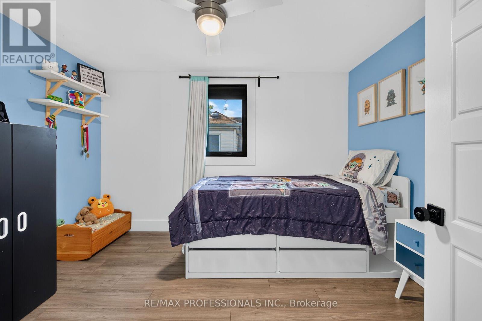 17 HOLLYDENE ROAD - 25