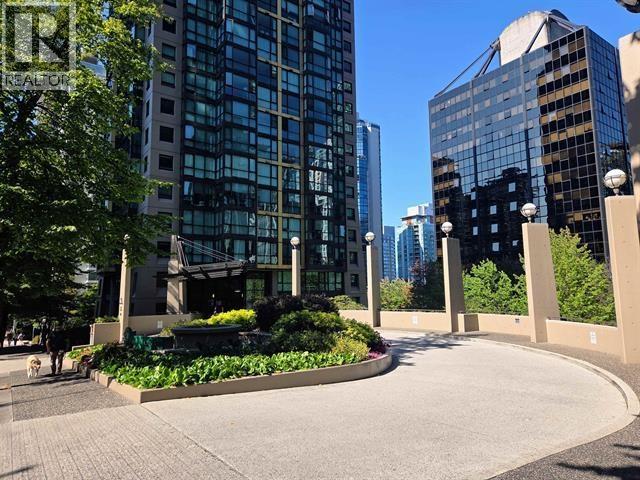 Photo of 1109 1367 ALBERNI STREET 23