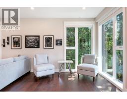Entrance - 208 1700 Balmoral Ave, Comox, BC V9M2N1 Photo 9