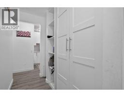 100, 2519 38 Street NE - photo 16
