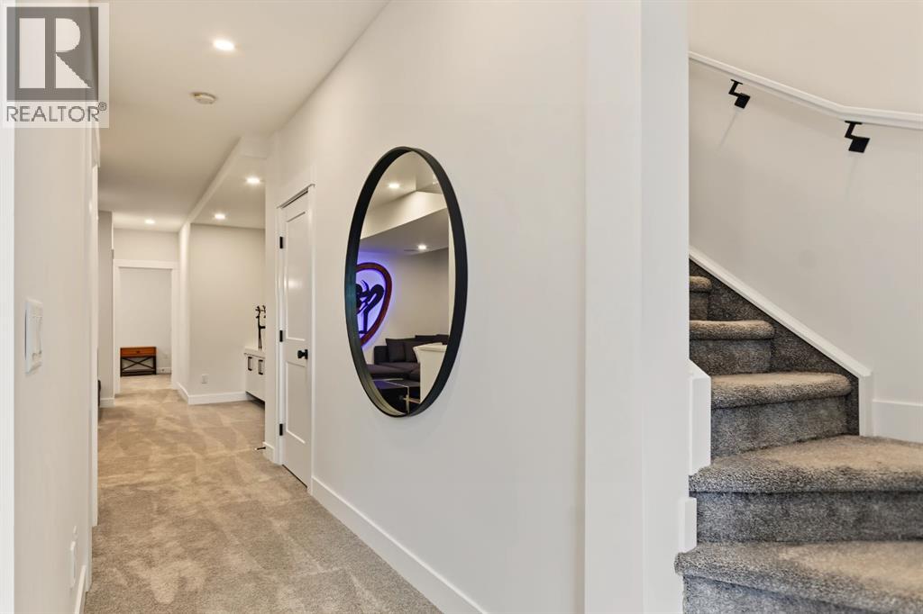 1906 43 Avenue SW - photo 26