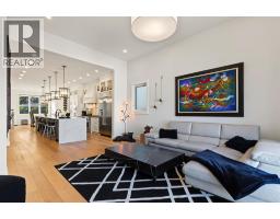 1906 43 Avenue SW - photo 12