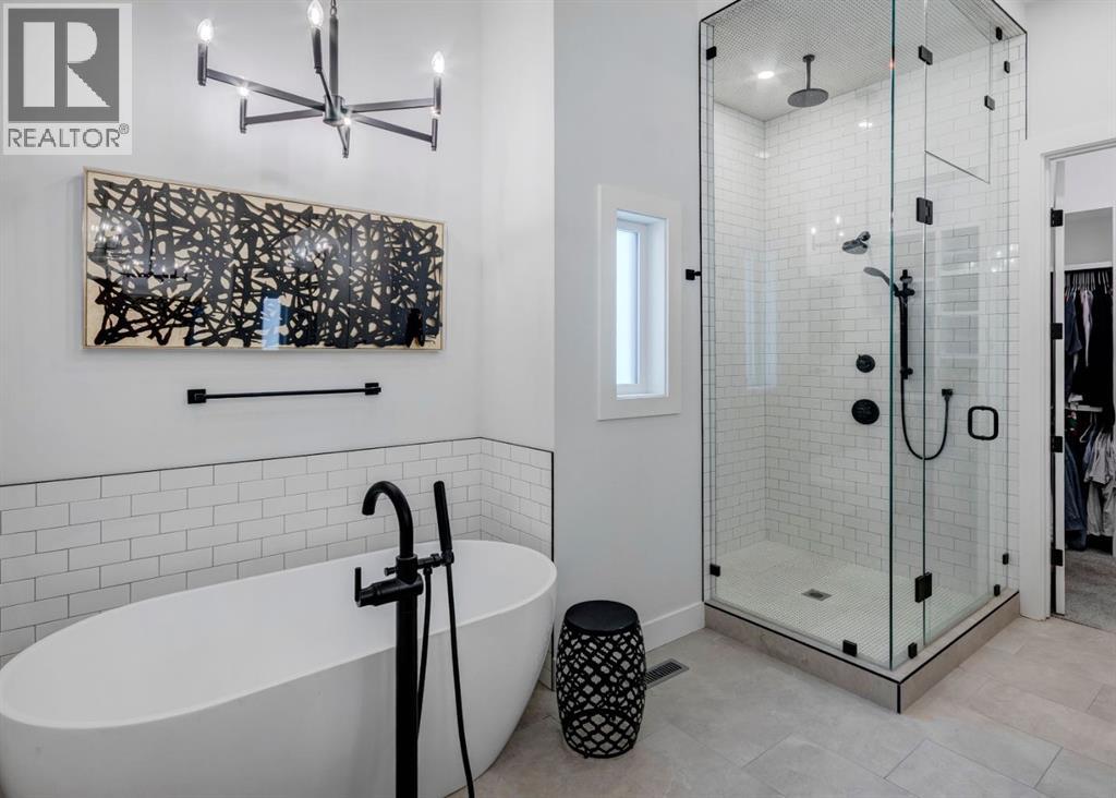 1906 43 Avenue SW - photo 20