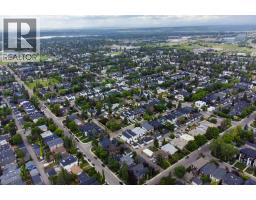 1906 43 Avenue SW - photo 43