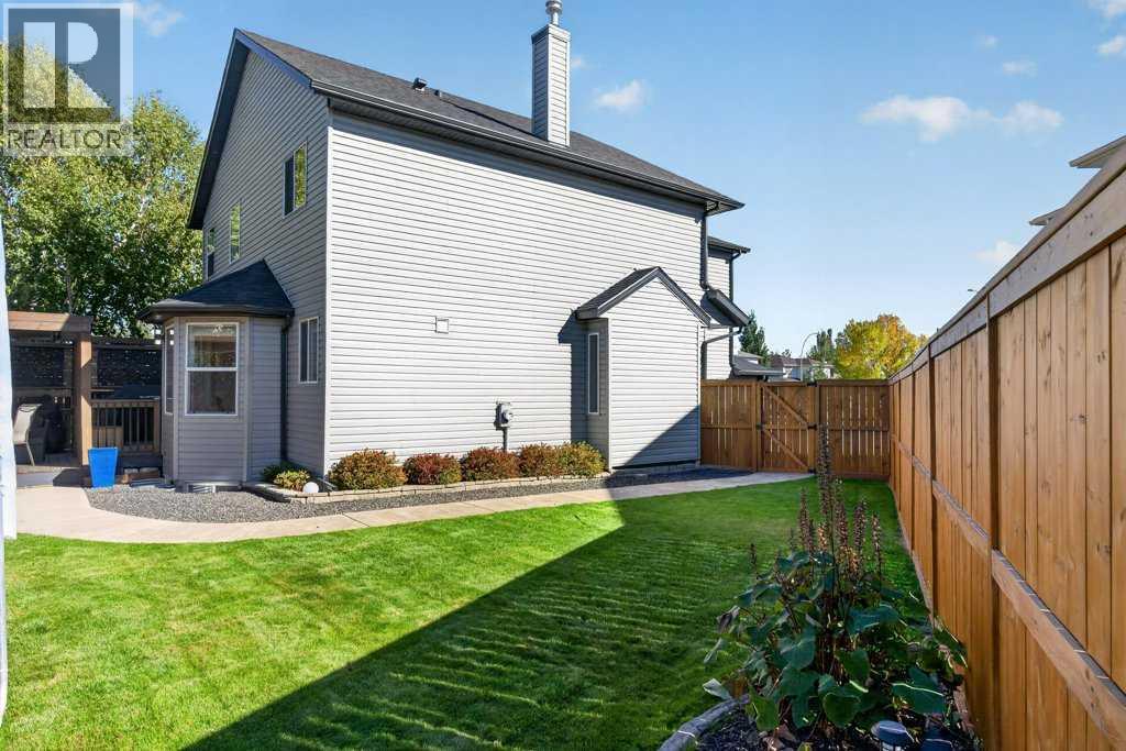 218 Harvest Creek Close NE - photo 40