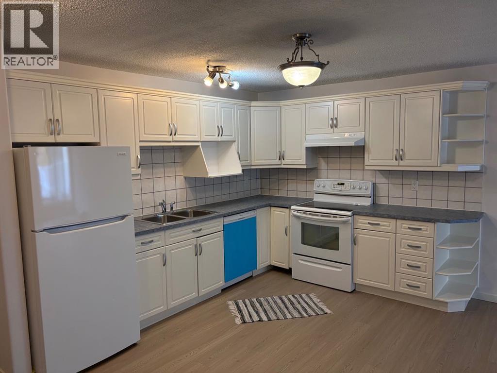 209, 732 57 Avenue SW - photo 13