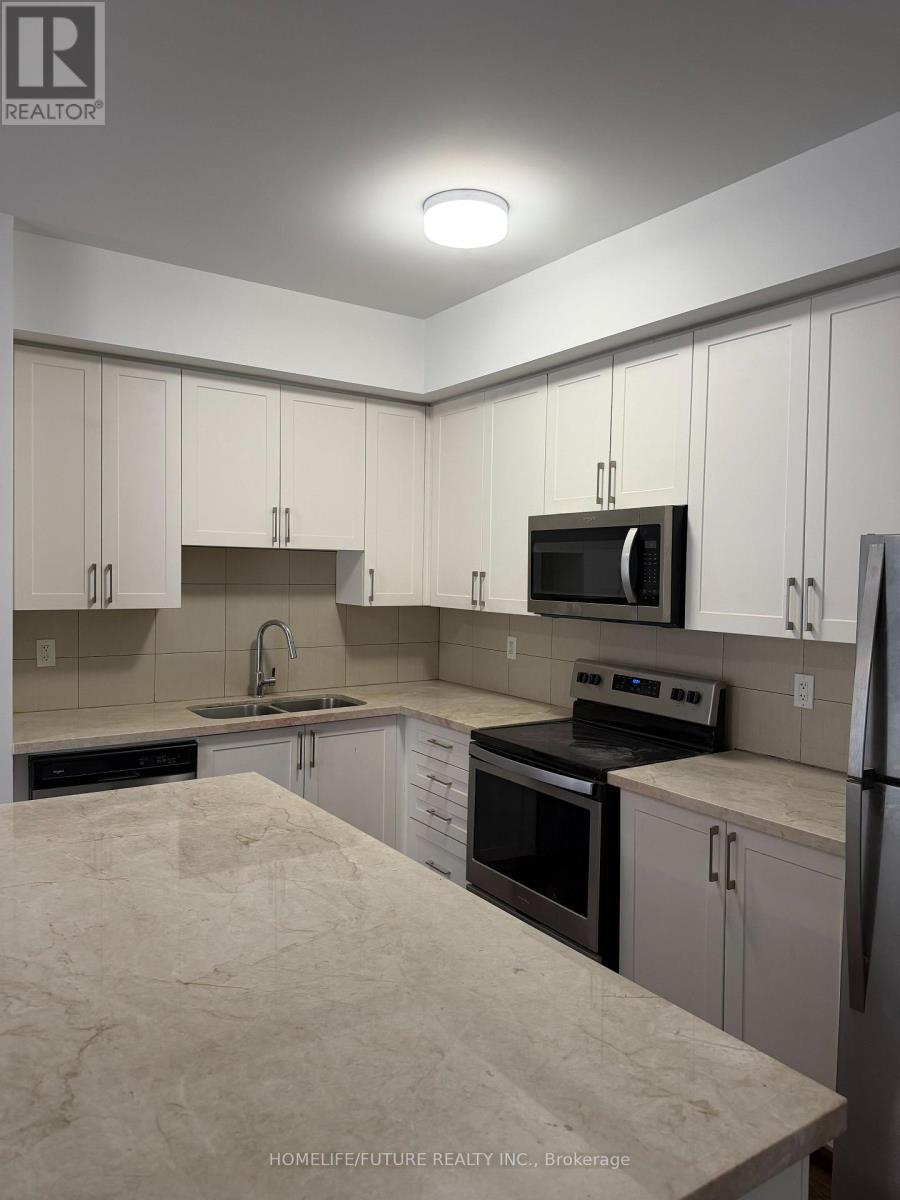 E-1002 - 52 COLES AVENUE, Vaughan (Vaughan Grove) — photo 4