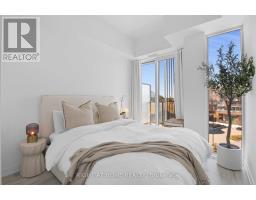 220 Missinnihe Way, Mississauga, ON L5H0A9 Photo 6