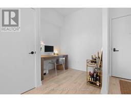 220 Missinnihe Way, Mississauga, ON L5H0A9 Photo 7
