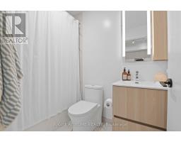 220 Missinnihe Way, Mississauga, ON L5H0A9 Photo 9