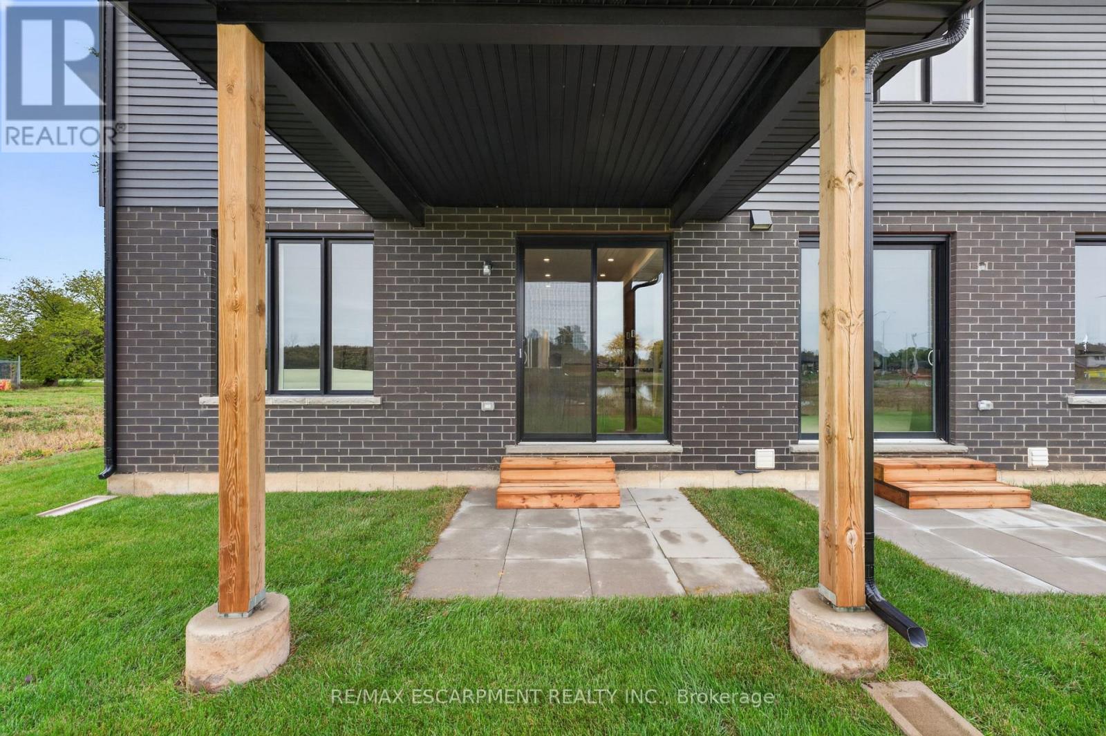 967 Clare Avenue, Welland, ON photo 7