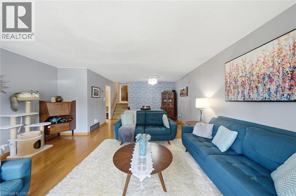 16 REDWOOD Court, Stoney Creek — photo 10