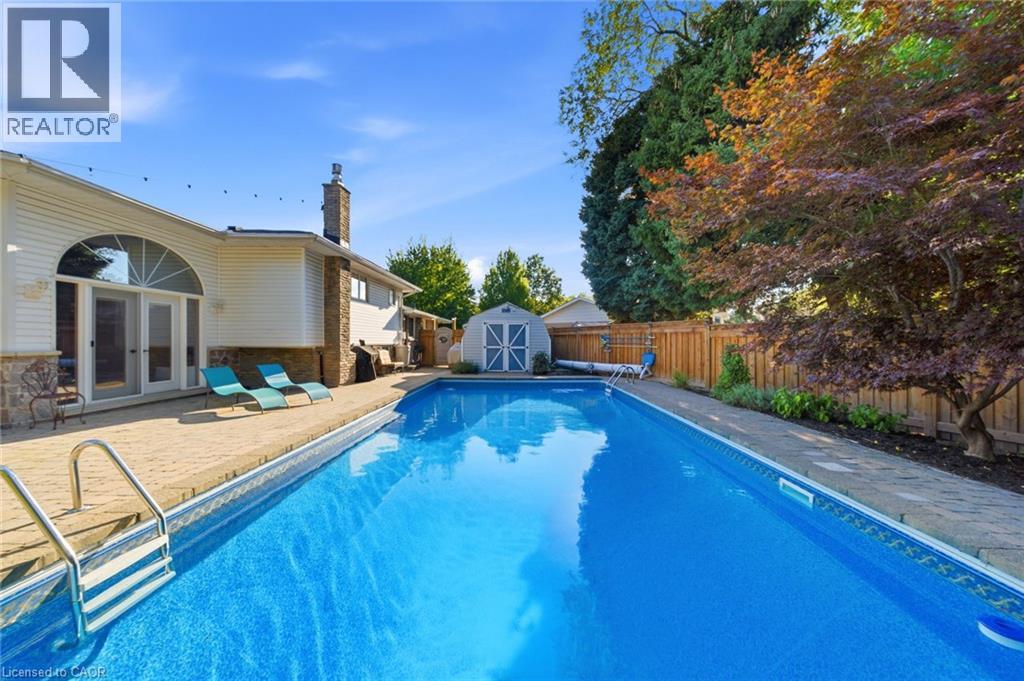 16 Redwood Court — photo 30