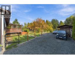 944 Poplar Way, Qualicum Beach, BC V9K1V8 Photo 13