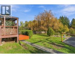 944 Poplar Way, Qualicum Beach, BC V9K1V8 Photo 15