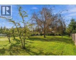 944 Poplar Way, Qualicum Beach, BC V9K1V8 Photo 19