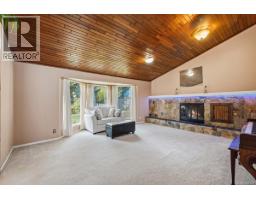 944 Poplar Way, Qualicum Beach, BC V9K1V8 Photo 25