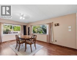 Primary Bedroom - 944 Poplar Way, Qualicum Beach, BC V9K1V8 Photo 6