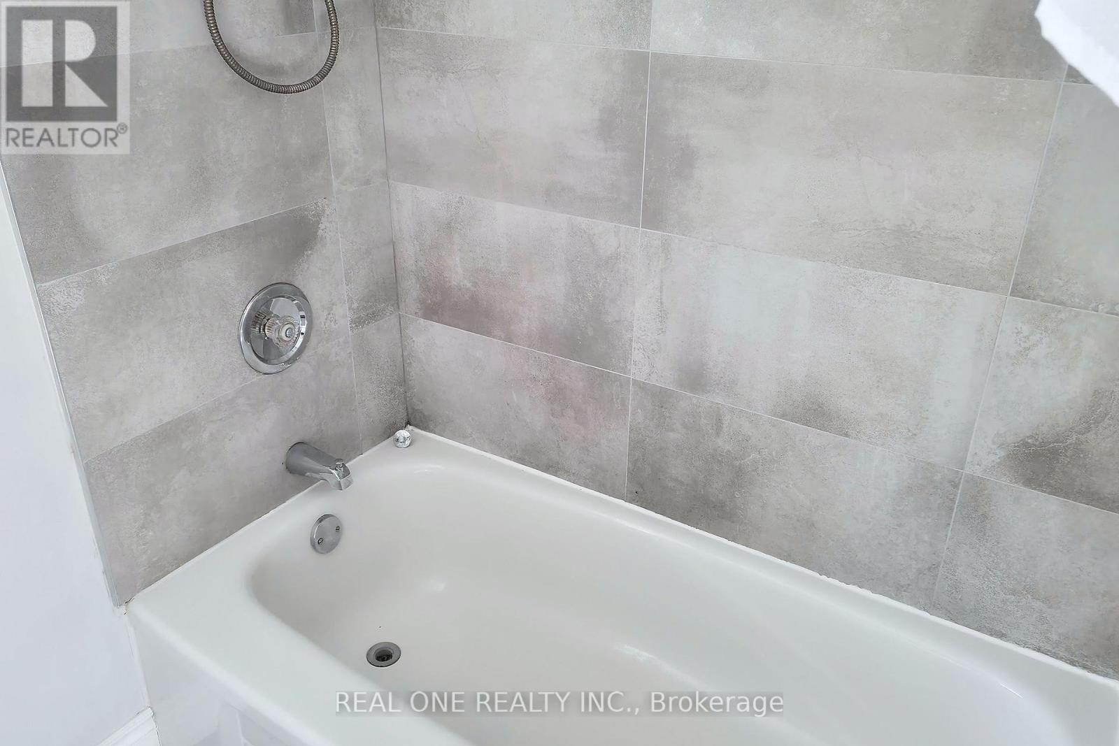 15 Castille Avenue — photo 22