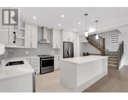 Bathroom - 441 Turmeric Court, Ottawa, ON K2S2X8 Photo 10