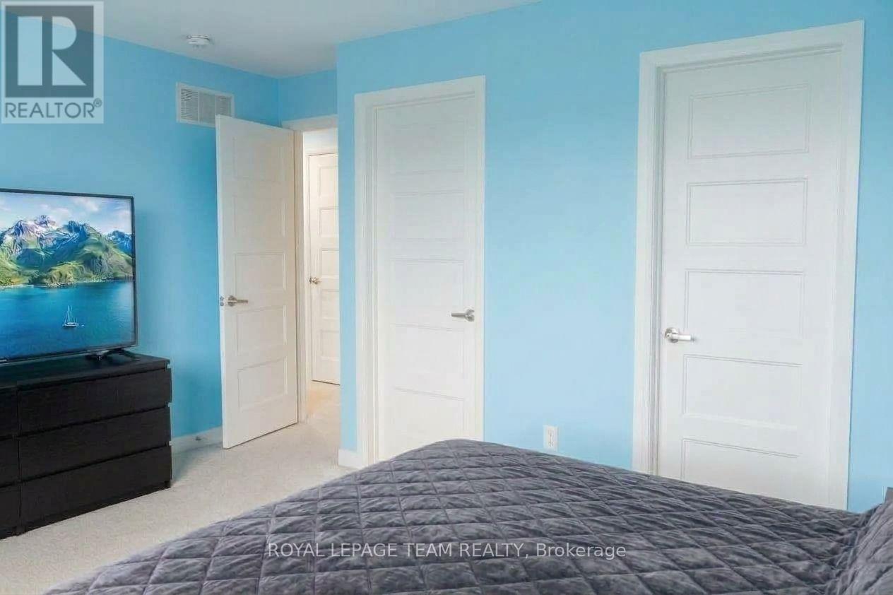 510 Chambord Street East — photo 22