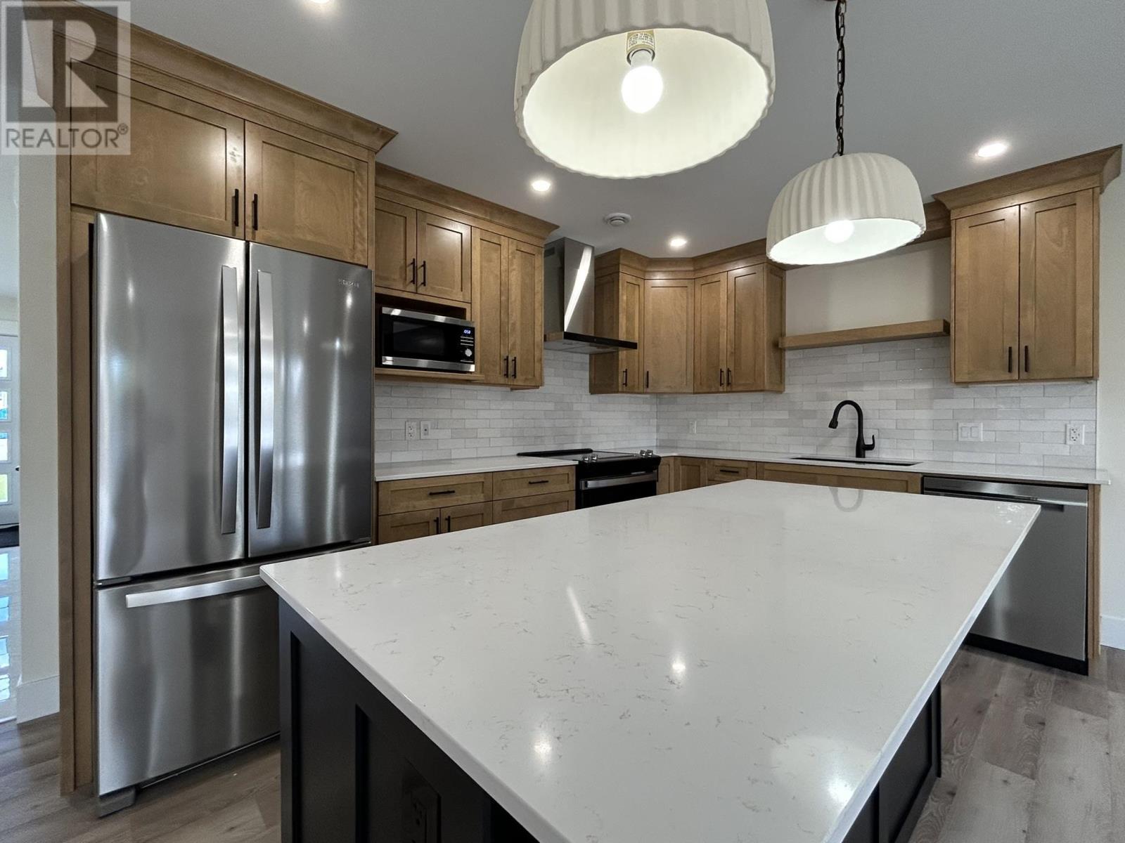 55 Airfield Court - 7