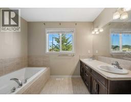 116 Drake Landing, Okotoks, AB T1S0H4 Photo 24