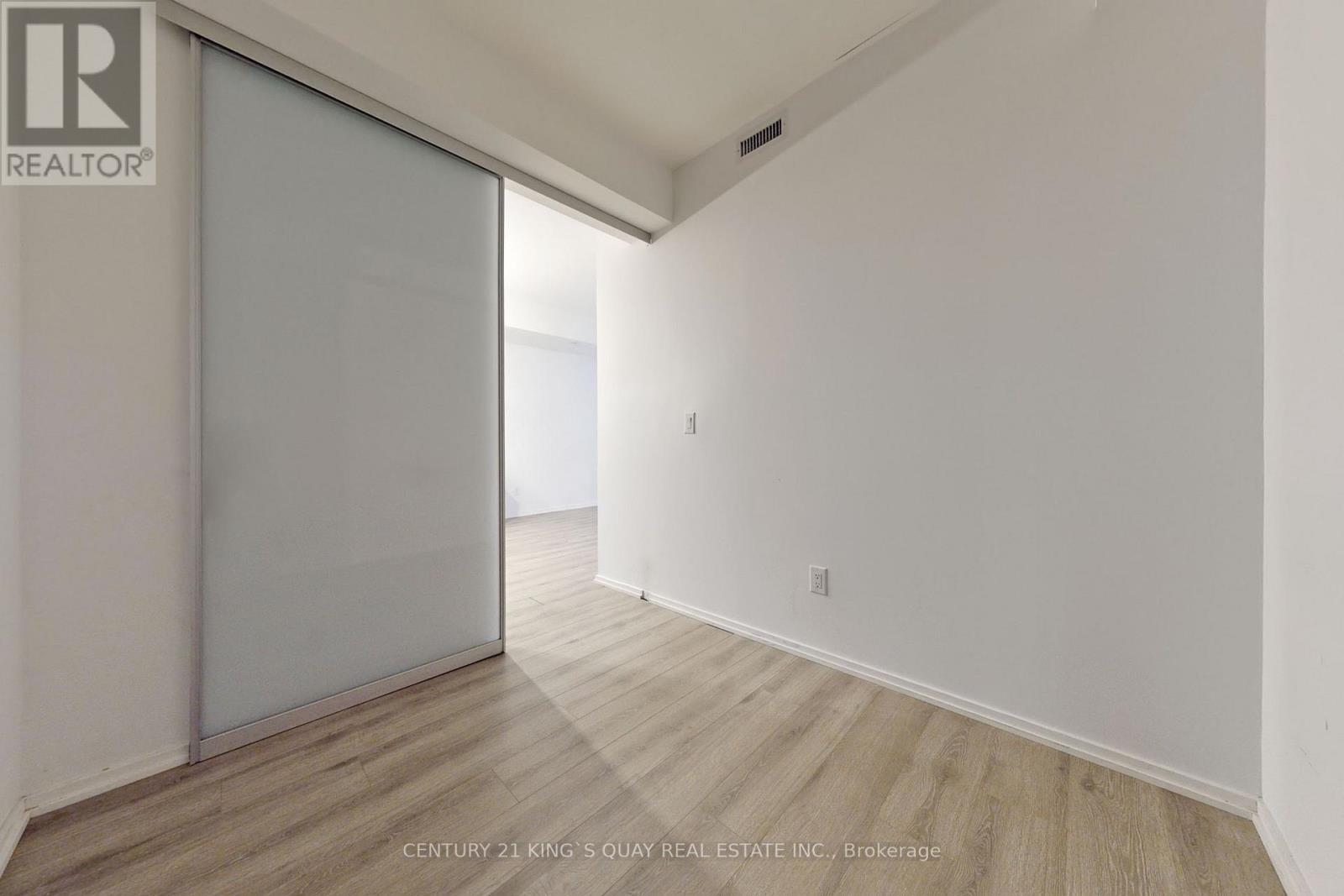 #1409 70 TEMPERANCE STREET - 26