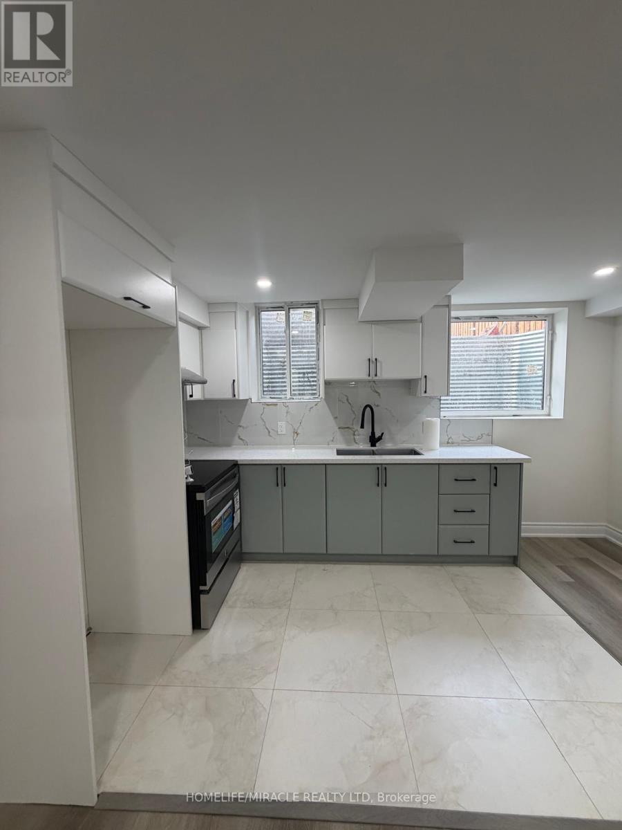 Bsmt- 289 Fleetwood Drive, Oshawa, ON photo 8